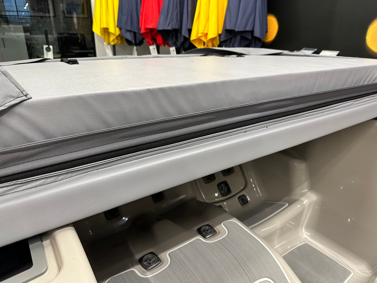 Couvercle de Spa BullFrog Spas 68" x 84" – Compatible avec les Modèles A5 et R5L