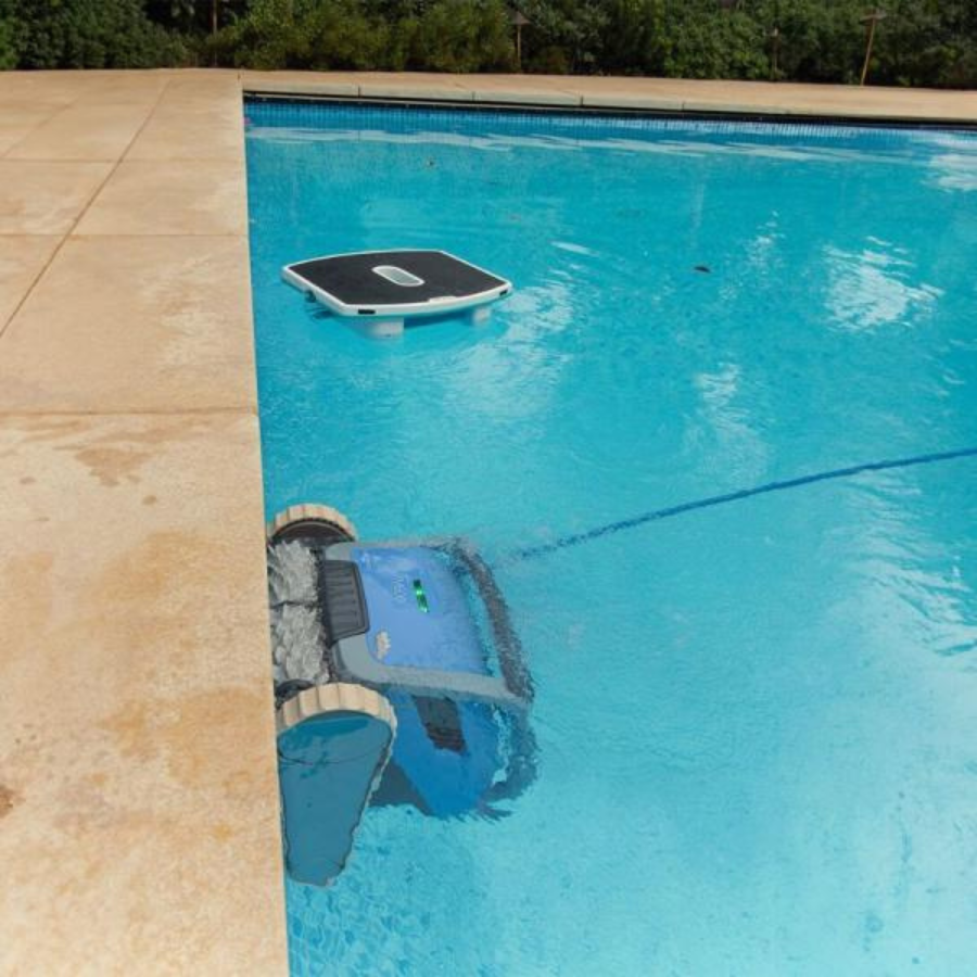 Robot de Surface de Piscine à Énergie Solaire Maytronics Dolphin Skimmi – Réf. 9997001