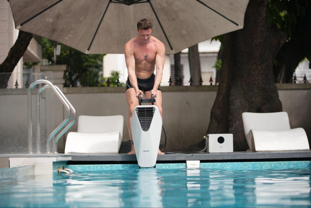 Moov Swim Jet Series X Pro 11 – Rechargeable Swimming System