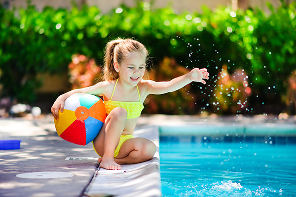 enfant piscine