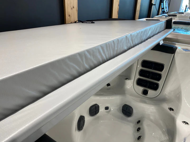 Couvercle de Spa Calspas 93" x 93" – Fabriqué au Canada, Haute Qualité