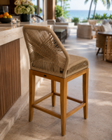 Chaise haute Cayo 41 po par Atoll – Aluminium, cordage haut de gamme et teck d’Indonésie